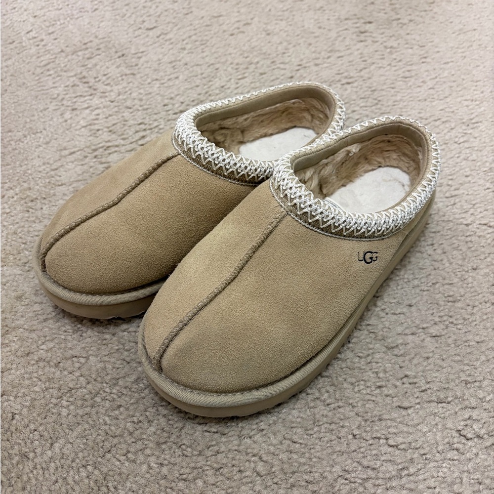 Tasman Uggs slippers